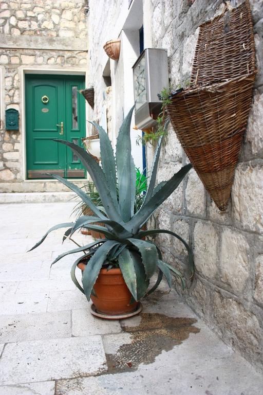 Old Town Apartment Šibenik Habitación foto